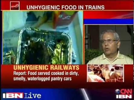 IYC_Mumbai's tweet photo. Unacceptable detoriating Food Quality in Trains HUGE #FoodScam on the rise No Bills or Menu cards being provided to passengers #RailwayMess https://t.co/slNITa16f6