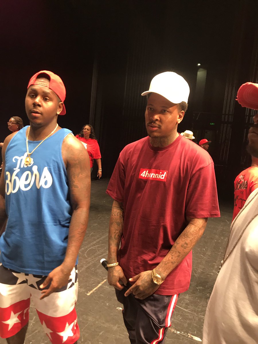NEWHOODCLOTHING's tweet photo. #ComptonAV &amp; #YG400 at the #400ways concert #NewhoodClothing #Unity https://t.co/YiawFpFqQ6