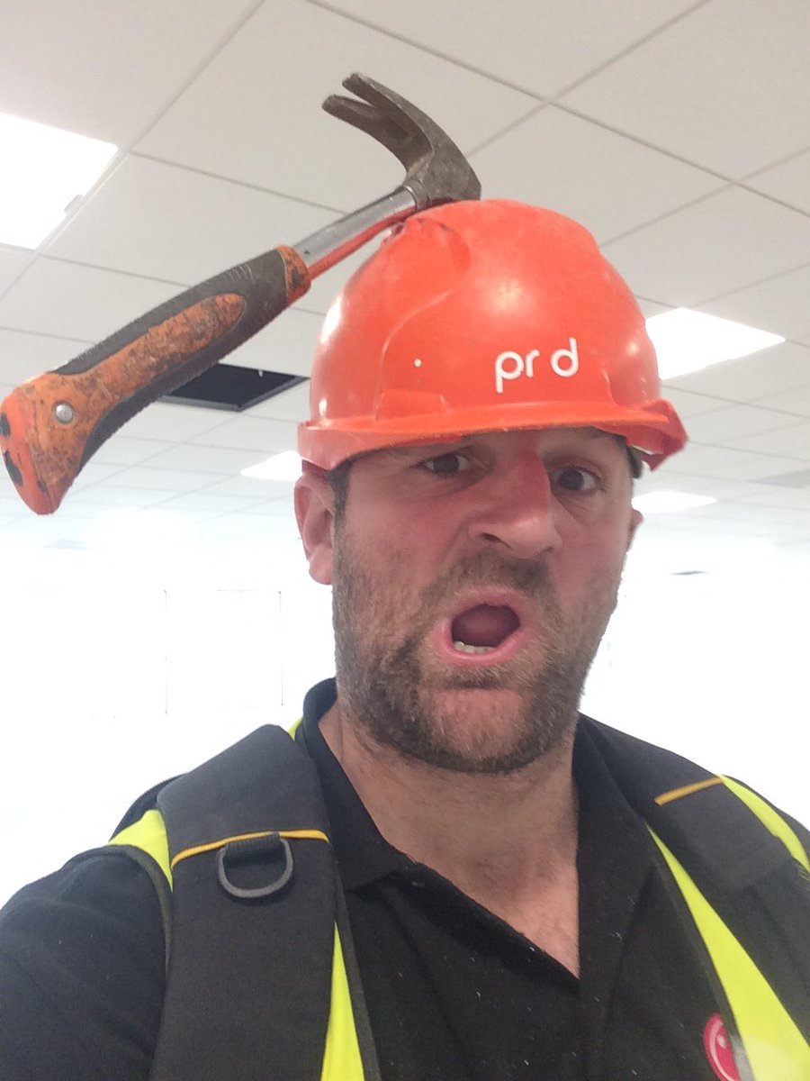 CoolHeatSW's tweet photo. Manvers street Bath. 125 fan cool units, 11 VRVs, It was painful Even with a hammer in Jason's head! #CoolHeatSW #Anotherqualityinstall https://t.co/Ju1Z2enca9