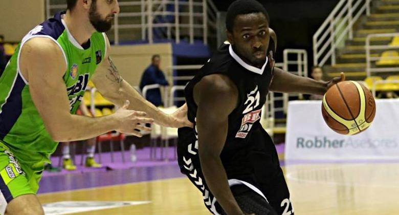 solobasket's tweet photo. Zoco LEBs: Graham-Bell sigue en Valladolid; San Epifanio renueva en Hospitalet; Ten, 12 años en Castelló y más

https://t.co/gYI58MBtKl https://t.co/ztqNvKSFT1