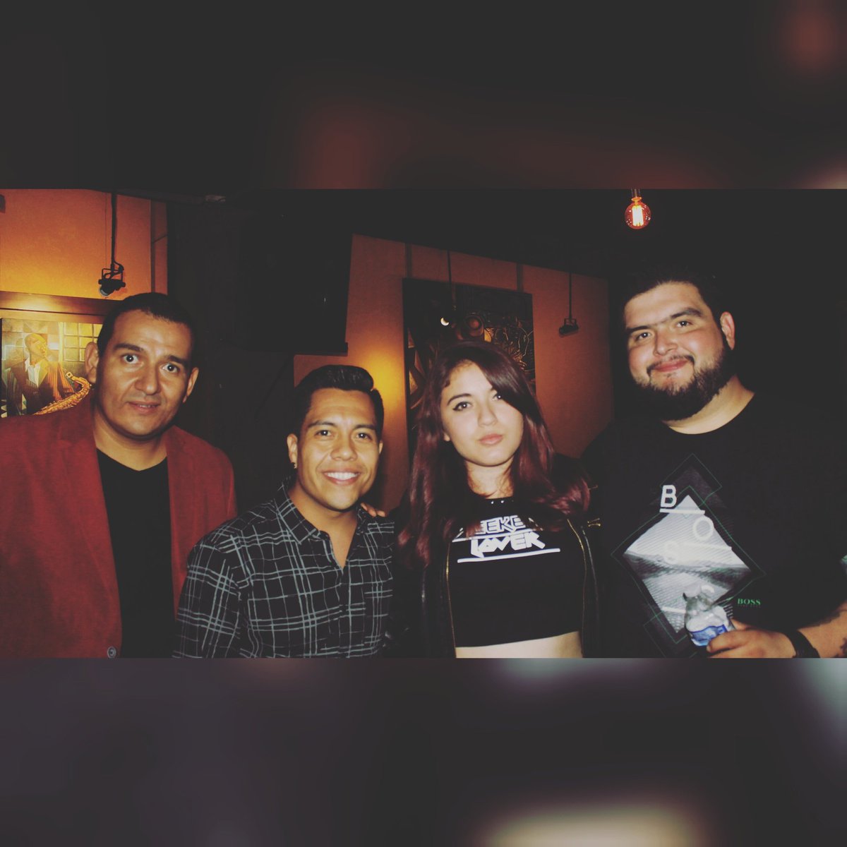 JCitlalivera's tweet photo. @lamolechida me hizo reír a carcajadas! 
Me encanta😄
#MeQuierenCortarLaPiernaTour https://t.co/Rk7FLxpri1