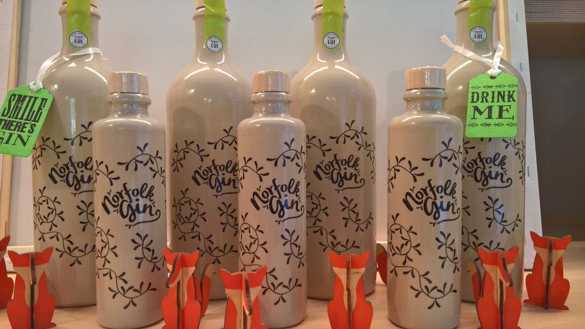 Smile there is Gin <a href="/cellarbythequay/">Cellar By The Quay</a> #norfolk #buylocal