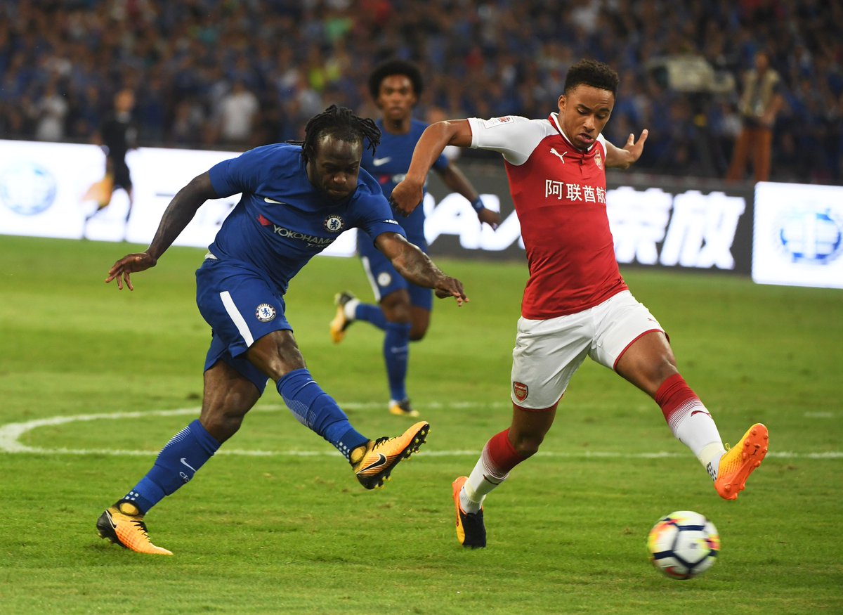 zam12092's tweet photo. Up blues https://t.co/utLXXth2nk