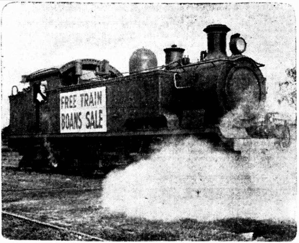 jessb3's tweet photo. In July 1935 #Boans charted 151 trains to take people to their winter sale in #Perth for free. #CityofPerth https://t.co/iUGbTDNr7W