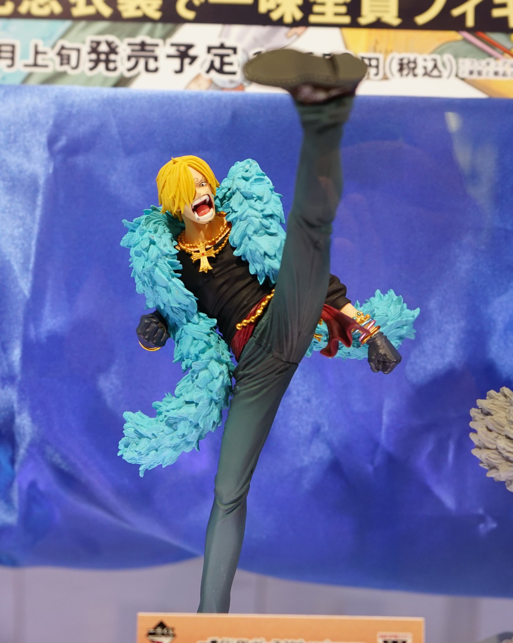 麦わら屋 ワンピースフィギュア グッズ Auf Twitter 一番くじ ワンピース th Anniversary C賞のサンジ記念フィギュアの彩色原型が展示されていました ジャンバル 一番くじ