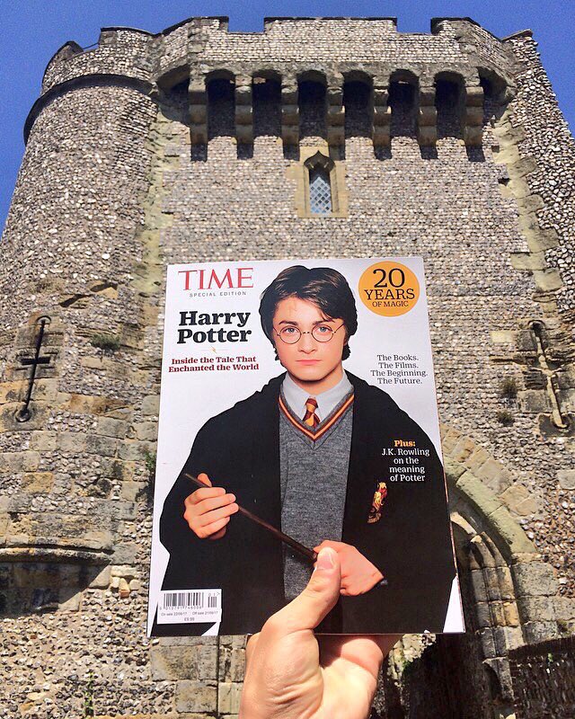 BarnDinner's tweet photo. #HarryPotter20 Wow!
#barndinner https://t.co/HOlTtk8d76