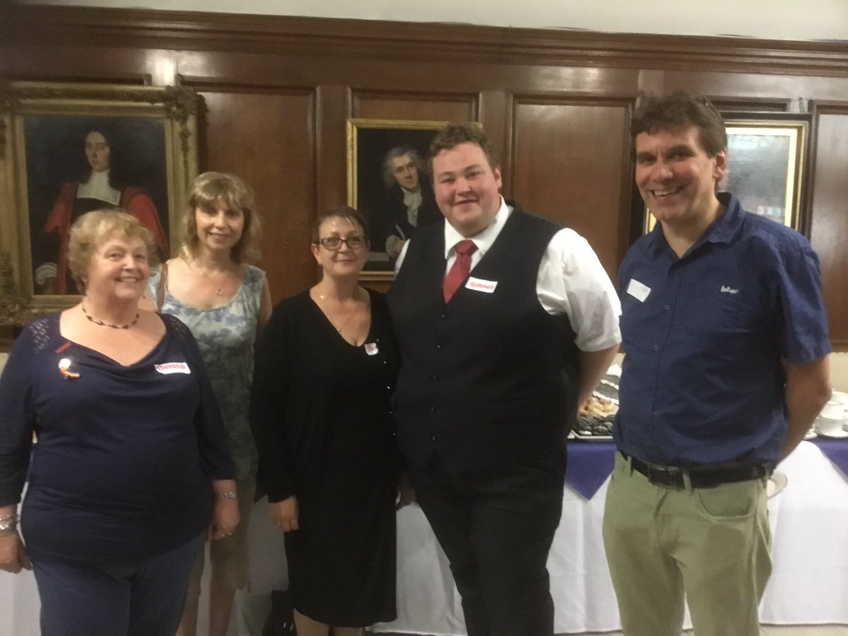 DanielDanny4755's tweet photo. @Theresa_Vaughan @hullcoopparty
A Very Happy Birthday #Theresa
At the #HullGuildhall
#Co-opParty 100yrs sister party to #`Labour https://t.co/owizsJgBQW