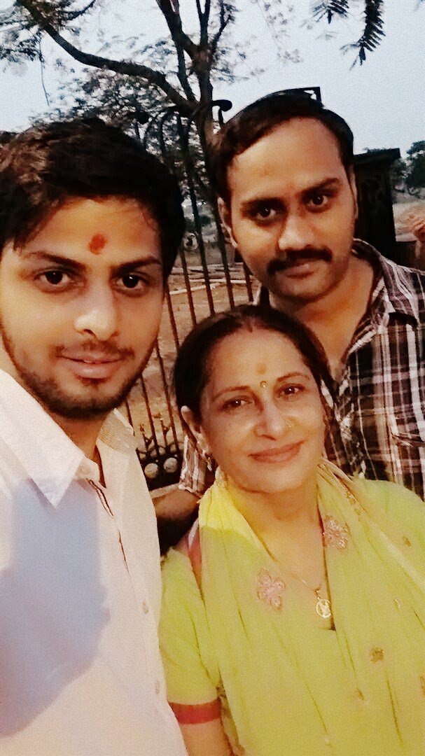 GouravvRock's tweet photo. Teaching my mom how to book Uber Pool
Uber pool offer at Rs 29 for 4kms &amp; 49 for 8kms https://t.co/jKLUVN7UHE #LearnToUber https://t.co/XfZdO6UU40