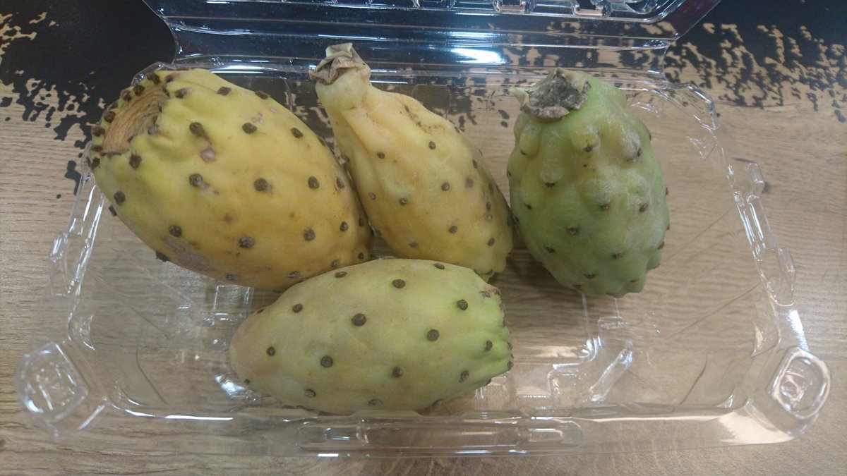 NDIYAHStore's tweet photo. Get out of the norm. Try an exotic fruit box delivered every week for just £9.99 #organic #health #LoveIsland https://t.co/tjmCr5IZTs