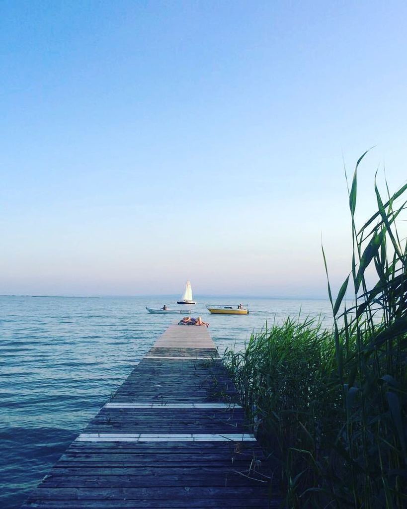 NeusiedlerSea's tweet photo. 🙌🏻weekend ⛵️🍦#summerlove #neusiedlersee #burgenland #seekinder #onthewater #nearthebeach #waterfun #hotday #lakeli… https://t.co/PZimYR2QIa https://t.co/QvbDzjJTAf