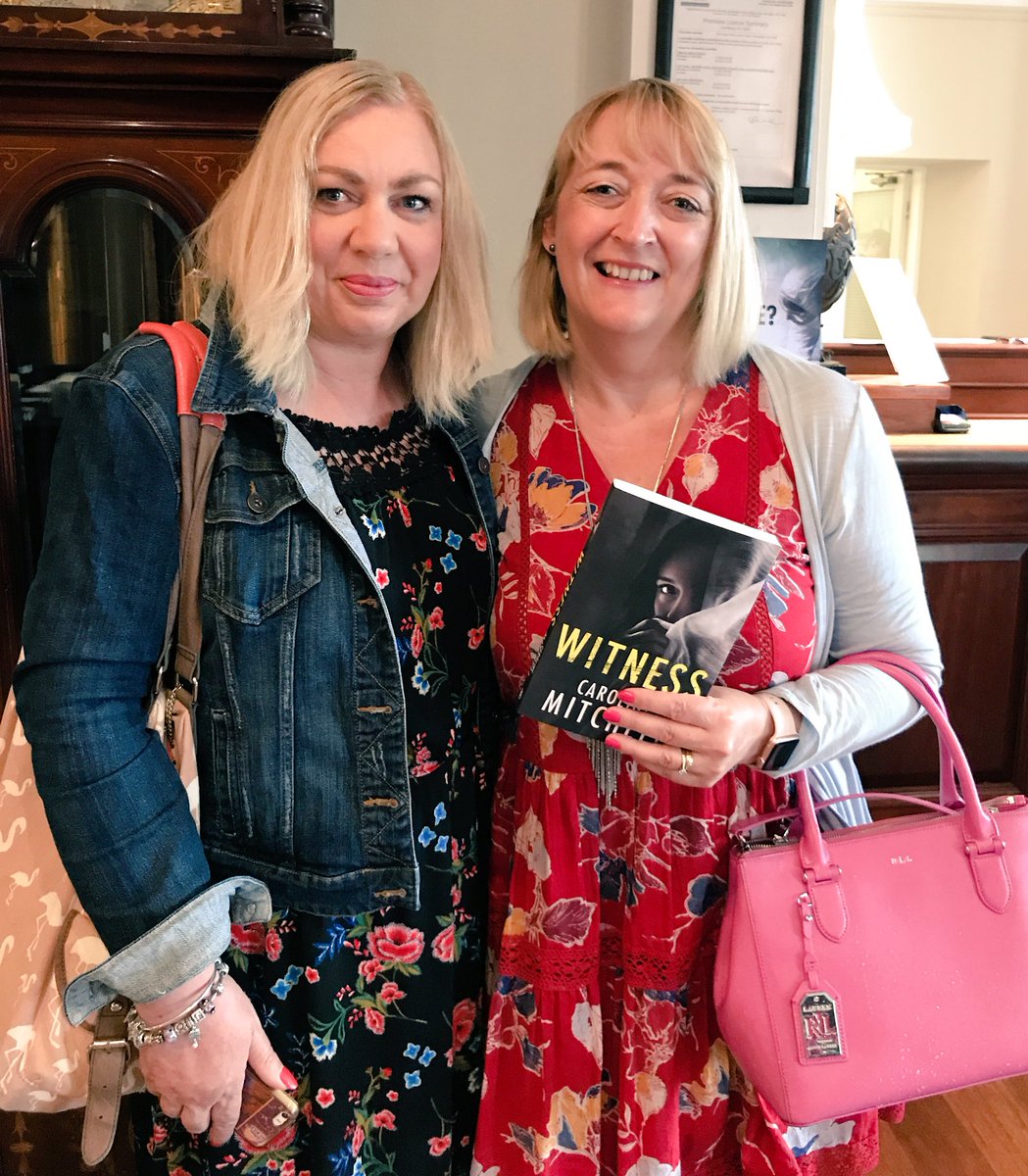 Caroline_writes's tweet photo. Found by @jocatrobertson #TheakstonsCrime #FindTheAuthor 🏃🏼‍♀️💨 🔎🔎 https://t.co/qTWBB0uggN