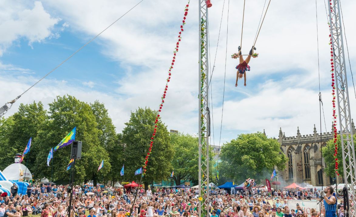 VisitBristol's tweet photo. See our highlights for this weekend's Bristol Harbour Festival: https://t.co/7anRS7Tl7n @BristolHarbFest https://t.co/TXpQWKCbqn