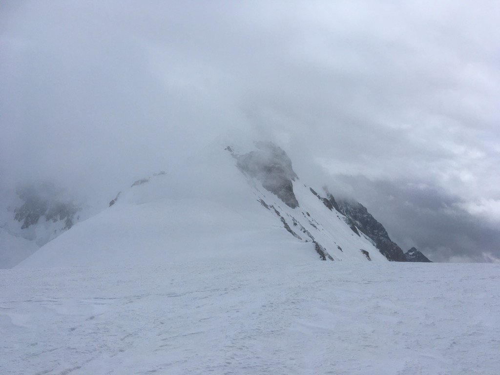FJBpro's tweet photo. Refuge Vallot from the Dome du Goûter. Too windy and snowy to reach the top of the Mont-Blanc. https://t.co/eSeWTpz34i
