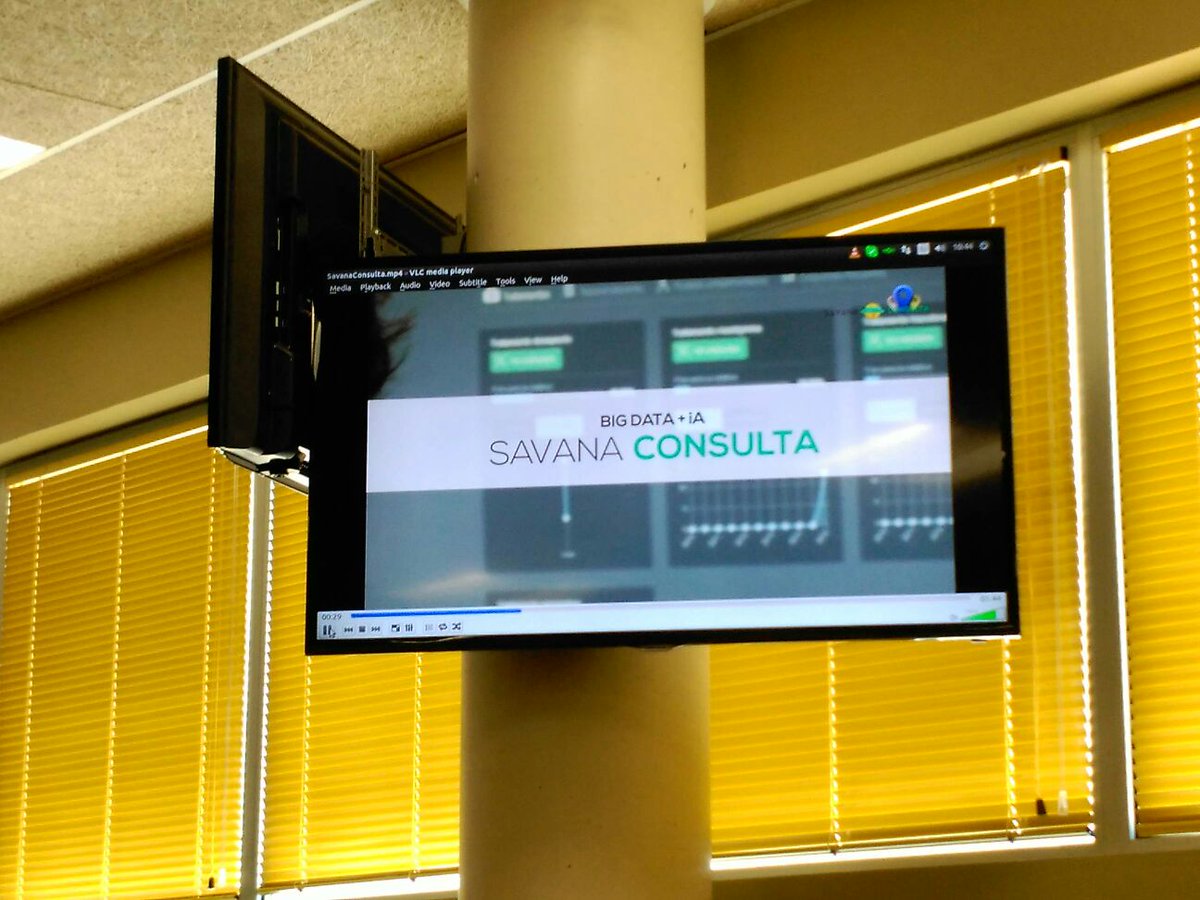 espinosaanke's tweet photo. Gracias a @sfla2017 por invitarnos a explicar @savanamedica y su apuesta por innovación @citiususc #CiTIUSSummerSchools https://t.co/nTNXmZrL9i