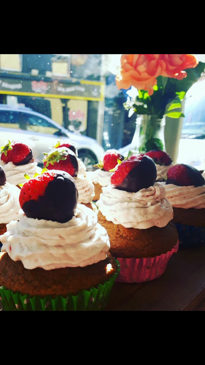 HealthyBakeCoffee tweet media