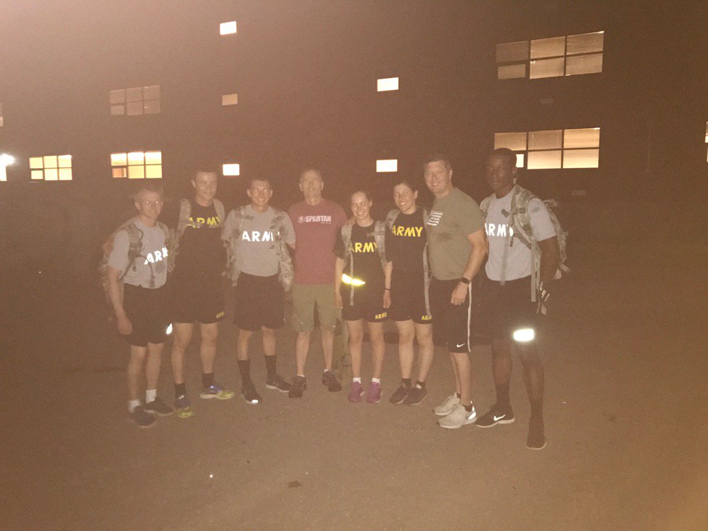 PatrickMurphyPA's tweet image. Up at O Dark Thirty with @ArmyROTC cadets here at Fort Knox about to do the @SpartanRace w Joe DeSena #ArmyStong