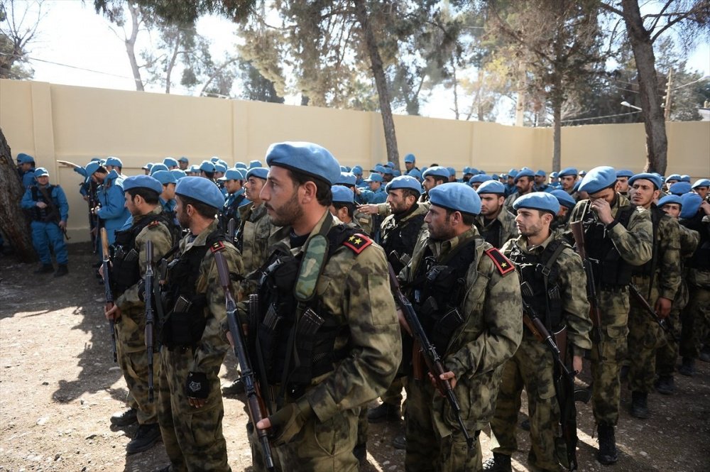 SMDKTurkce's tweet photo. #Carablus Özgür Polis Teşkilatı, Kadın Polis Görevlendirmeye Başlayacak
https://t.co/7h5fyHPxkq https://t.co/3KOfi9faCP