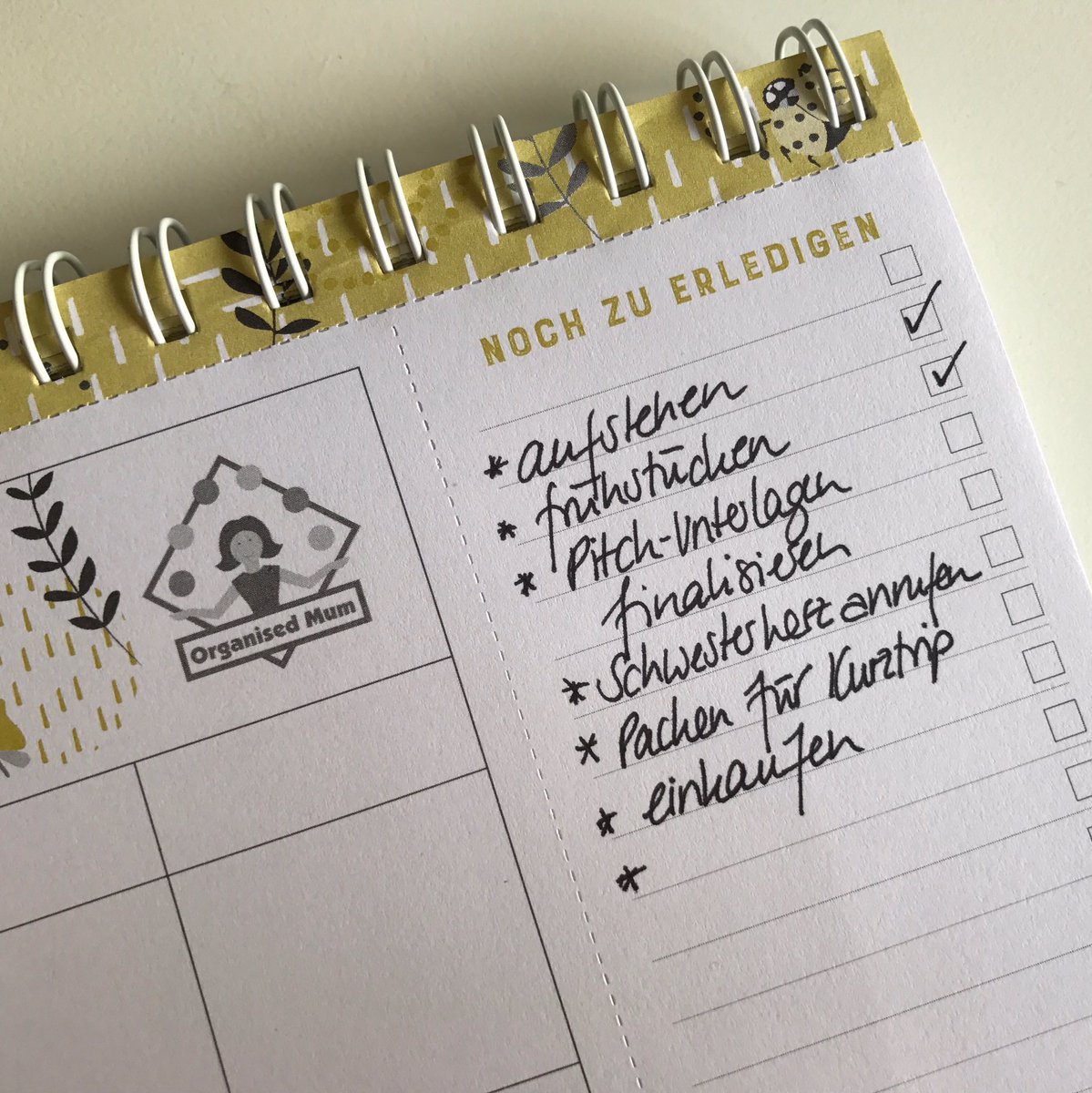 Immer eins nach dem anderen ... Steffi's #31Tage in #Minimalismus ... die ganze Serie findet Ihr hier: instagram.com/magazin_herzwe…