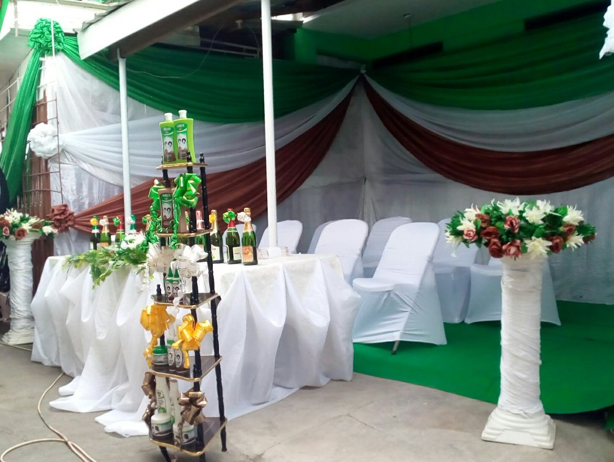FactGhana's tweet photo. We're doing live coverage of @mikeshcrown maiden graduation ceremony in Accra. follow us for updates @ethelcofie @kolurinola @iamasarpong https://t.co/NlXtgSQ5Ng