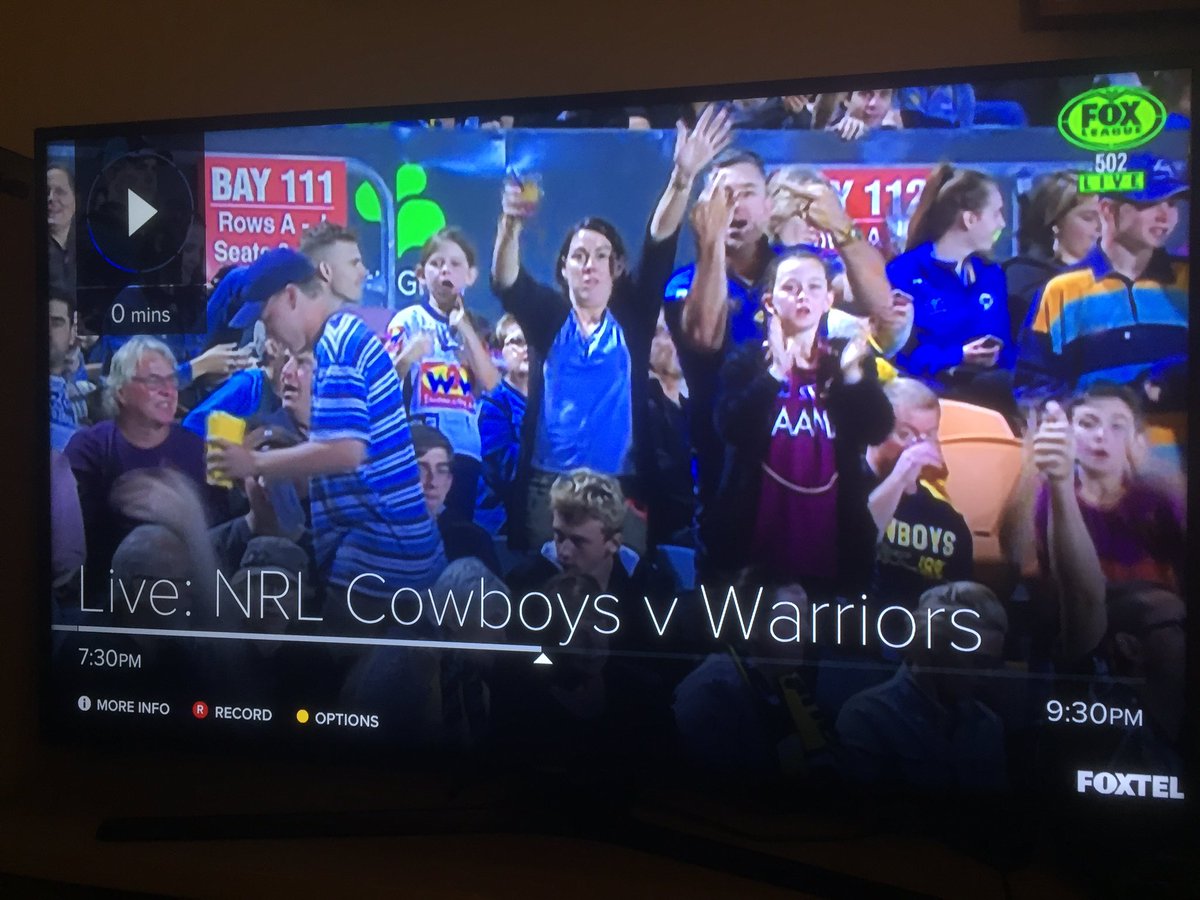 MunsterMashSC's tweet photo. @nthqldcowboys fans showing their support for #rootforwayne @theprofessorsys ππ» https://t.co/FRMJRbN53i