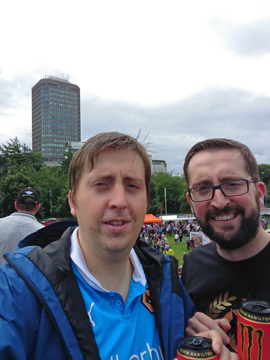 SWingy83's tweet photo. Enjoying the fanzone at SGP Cardiff, hope the weather stays like this #sgpfanzone @SpeedwayGP @MonsterEnergyUK https://t.co/lNVhnVBFUe