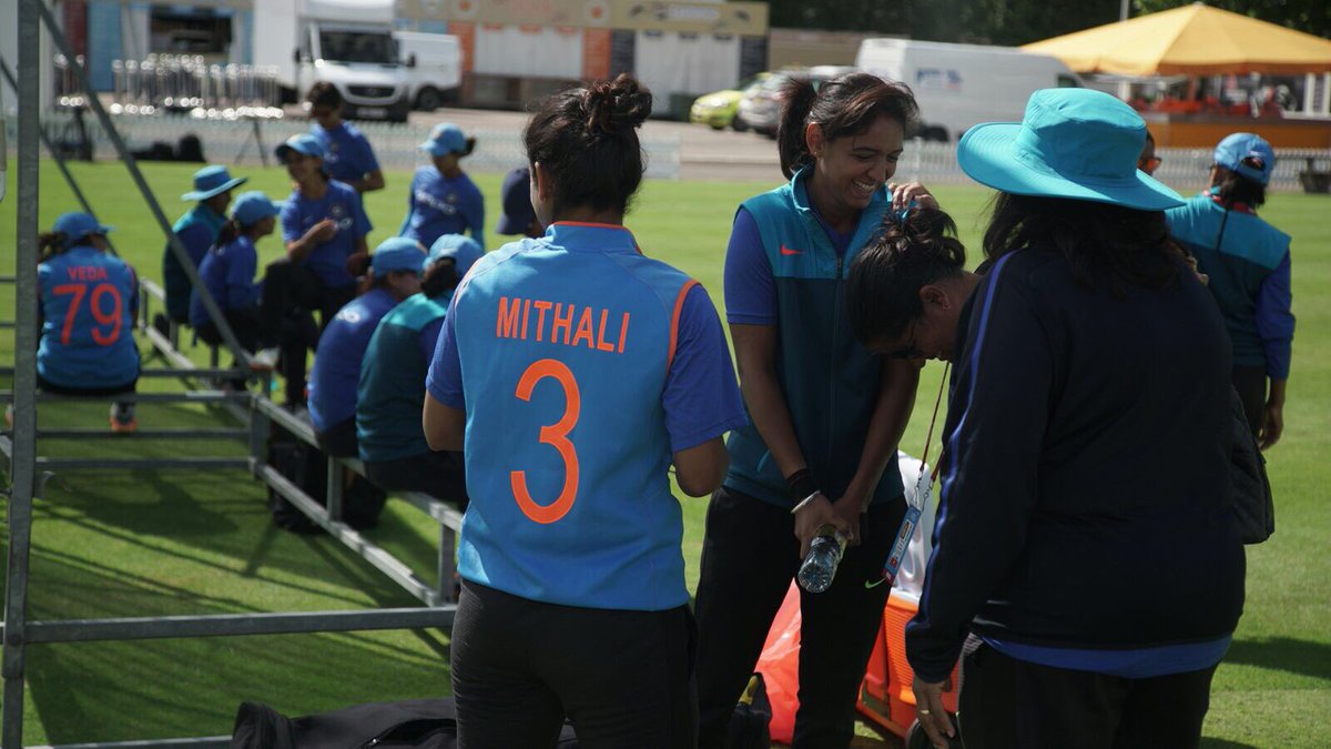 Sharing a laugh before the big day. 
Its important to stay relaxed and focused!!
#WWC17