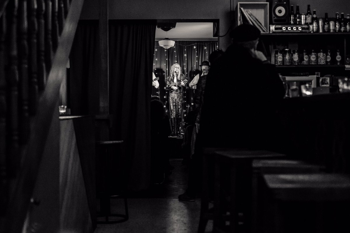 Sumo_21's tweet photo. Gotta love live #music in #Melbourne  This is @thinwhiteukes at Some Velvet Morning @FujiCamerasAUS #blackandwhite #fujixt1 https://t.co/reit9vZil2