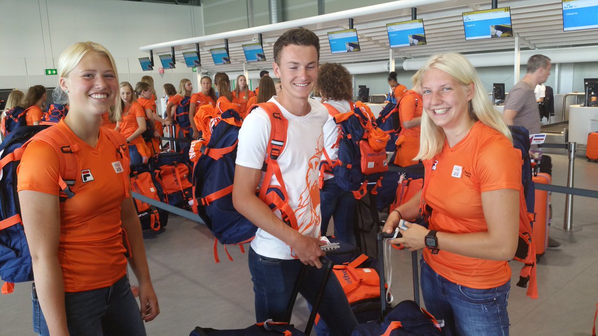 nocnsf's tweet photo. Allemaal ingecheckt! #TalentTeam op weg naar European Youth Olympic Festival in Györ. #Gyor2017 https://t.co/adhfMzvUyq