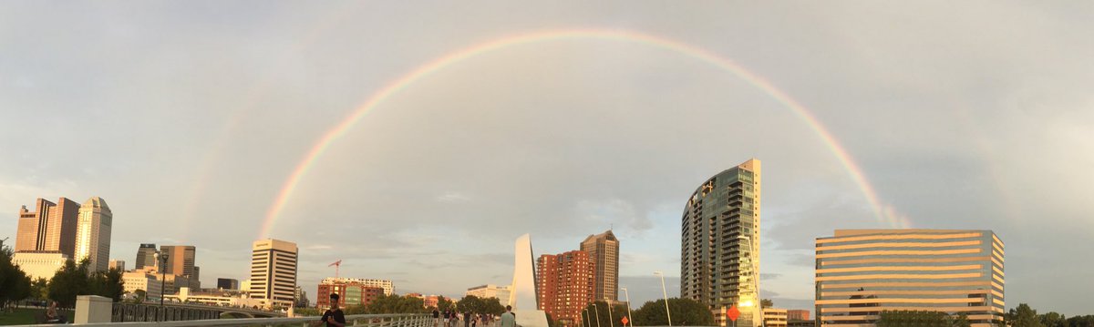 And_Carol_On's tweet photo. I've been waiting all summer to see the perfect rainbow over my city and all I can say is, the wait was worth it #CBUS #614 #lifeincbus https://t.co/sGXHKS7gRR