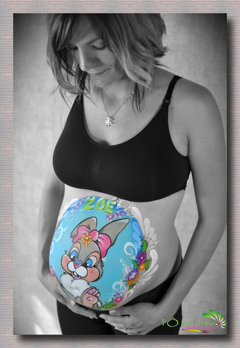 Locoloree's tweet photo. un n&amp;b partiel pour mettre en valeur le petit lapin
#bellypainting #maquillagegrossesse #locoloree #maquillageprénatal #aquitaine https://t.co/SFpcKALcvn