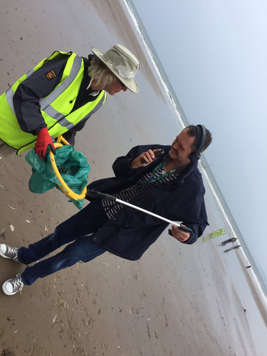JeremyBuxton's tweet photo. @ClareFrisby @OwainWynEvans @BBCYork We beat @thekeeper2014 and found the treasure in the trash #beachclean I picked https://t.co/snOVvJ98IG