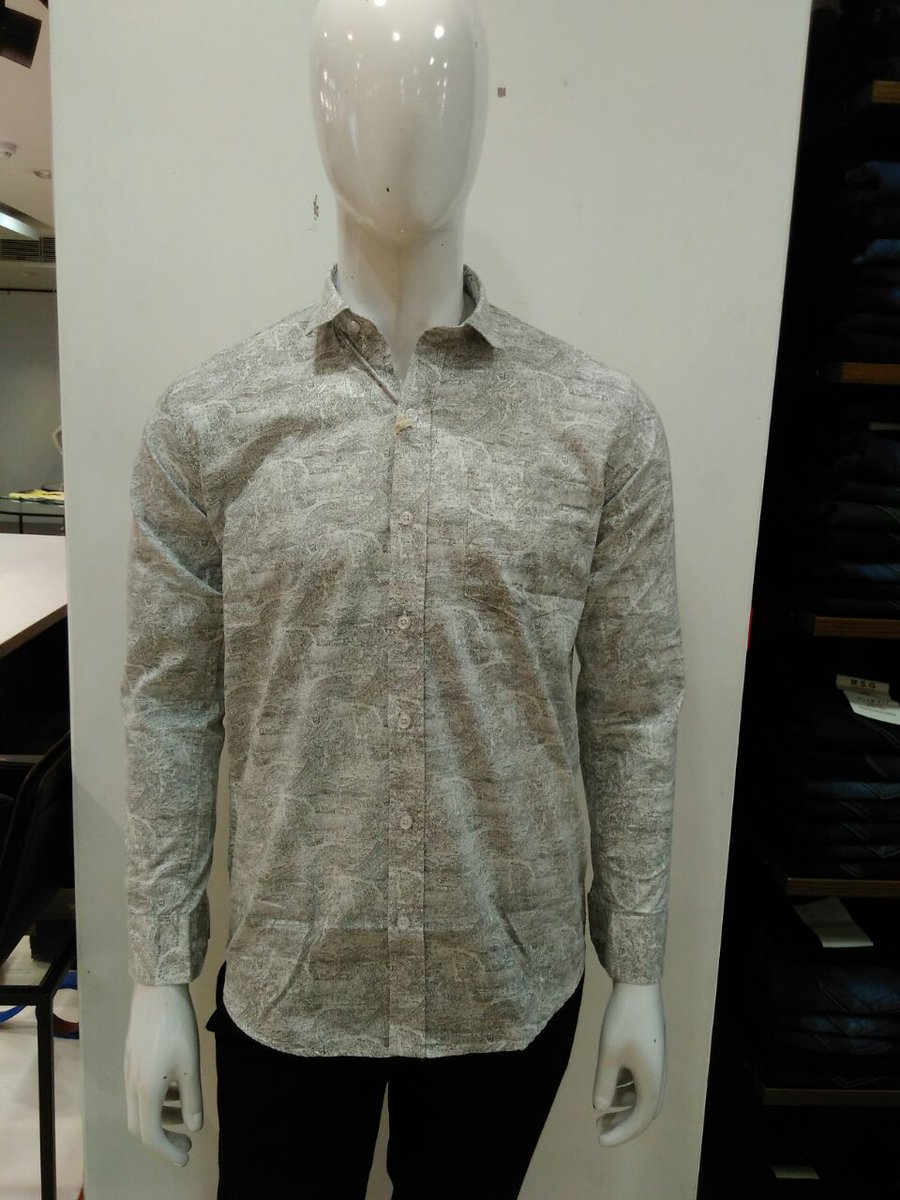 cute_hv's tweet photo. @MSGapparels Summer attractive shirts 100% cotton from #MSG brand in 6 colors in 6 design.visit your near #msgapparels Stores. https://t.co/YHsHOqb0gc