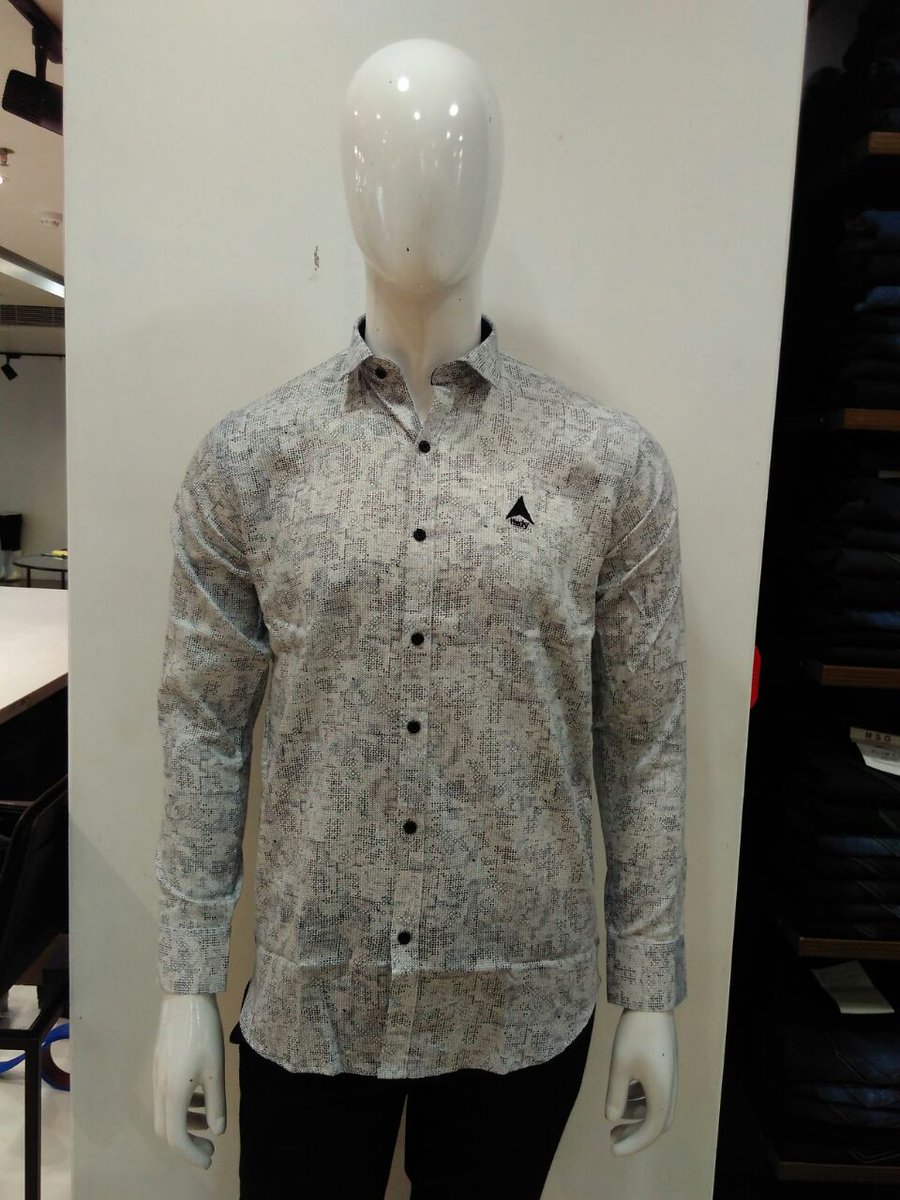 cute_hv's tweet photo. @MSGapparels Summer attractive shirts 100% cotton from #MSG brand in 6 colors in 6 design.visit your near #msgapparels Stores. https://t.co/YHsHOqb0gc