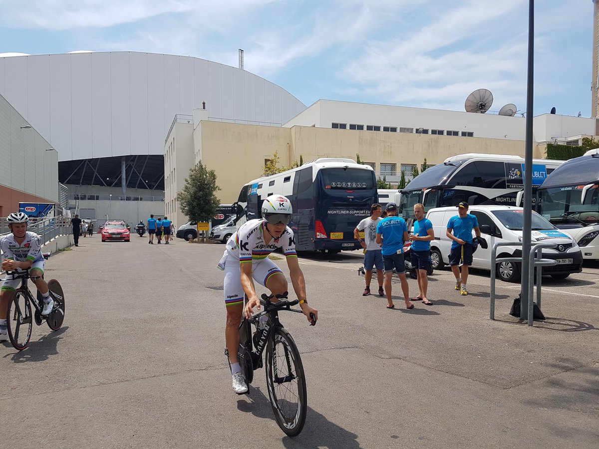 LeTour's tweet photo. Concentration maximale / @tonymartin85 focused #TDF2017 https://t.co/fN3zBP4MQT