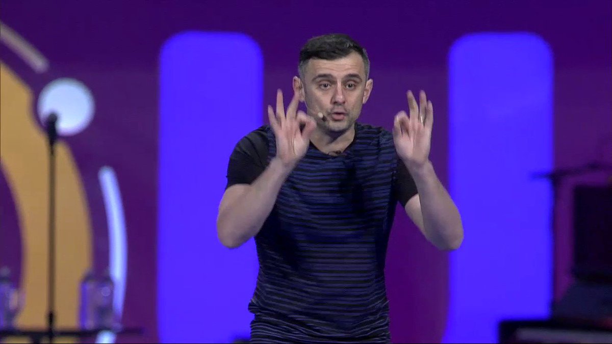 HubSpot's tweet photo. If you didn't see @GaryVee's keynote at #INBOUND16, check out the recording now! #social #mobile #video #apps 👉
https://t.co/on4DpezgMk https://t.co/WE108rEusY