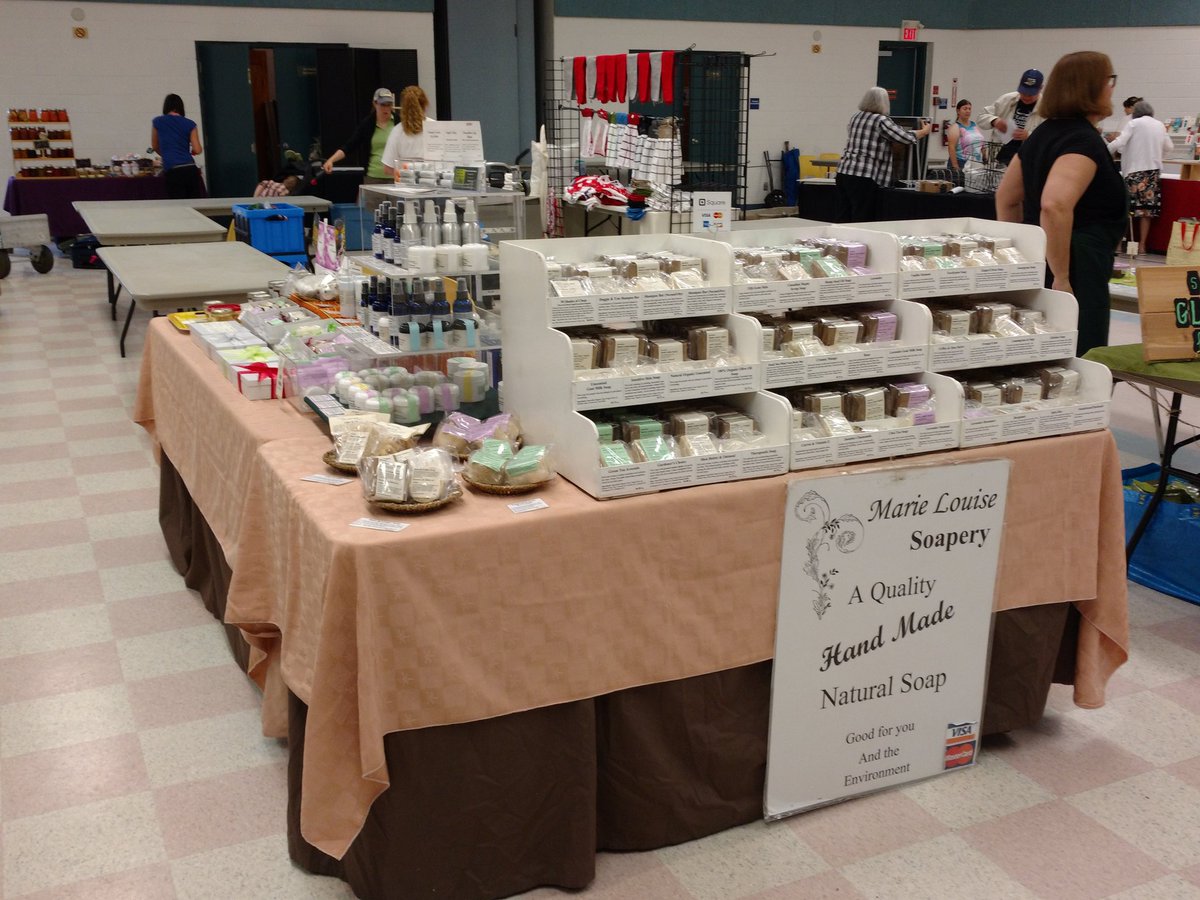 MLSoapery's tweet photo. We are all ready for today's @CumberlandMkt from 8-1 can't wait to see you there! #soap #FarmersMarket #ottawa #localmade #cumberland https://t.co/ikZjZkGbxL