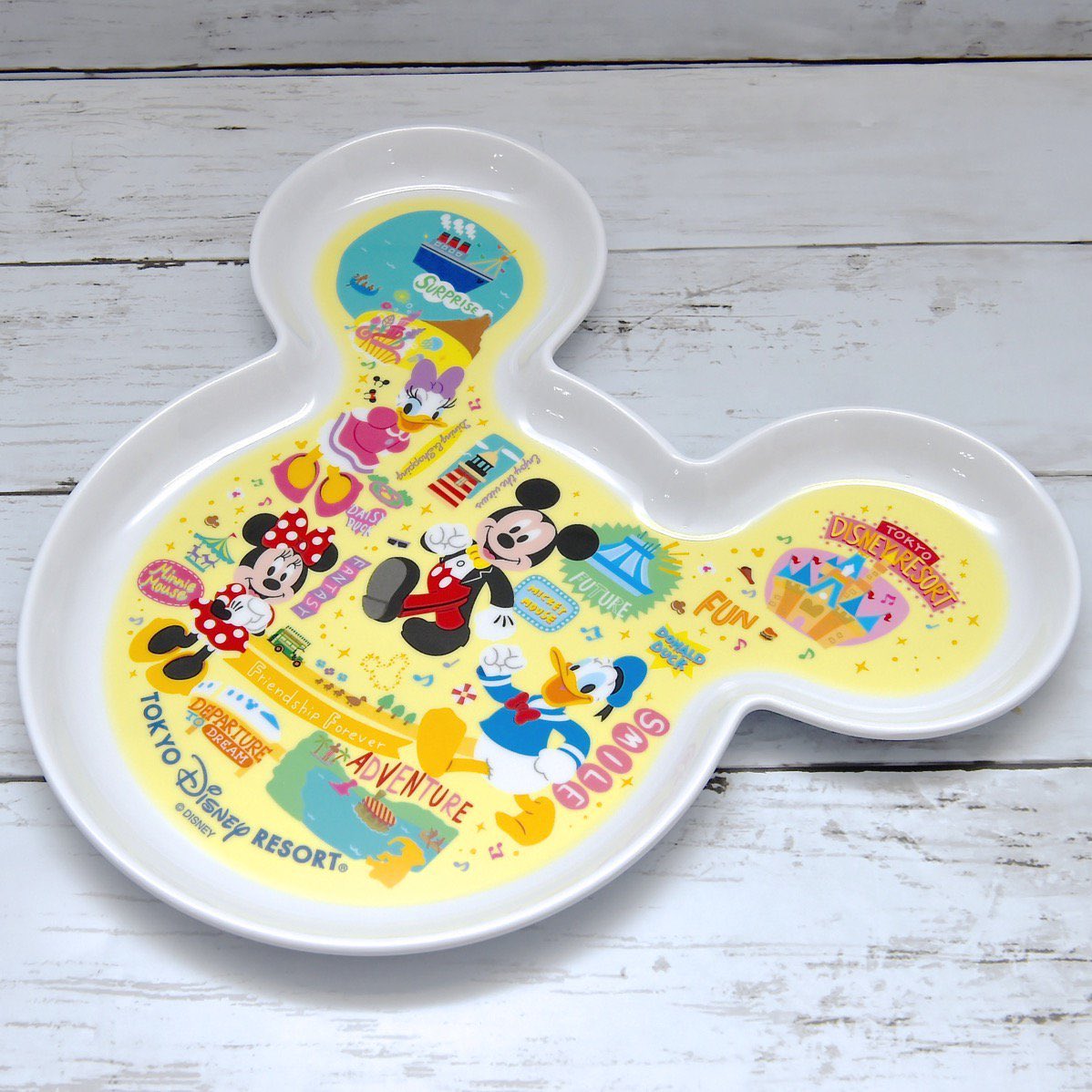 Mezzomikiのディズニーブログ パークモチーフのイラストがかわいい 東京ディズニーリゾート 新スーベニアチャイルドプレートを紹介 詳しくは T Co One6amtk6l