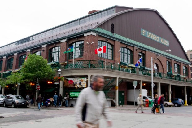 Cp24 On Twitter Power Outage Forces The Closure Of St Lawrence Market Https T Co W9pazw4xpc