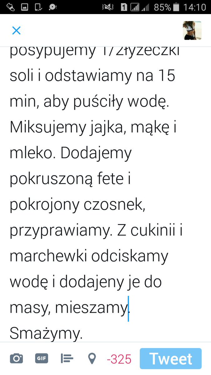 motywujemyy's tweet photo. PRZEPIS NA PLACUSZKI Z CUKINII, MARCHEWKI I FETY 🥕🥕 #fitlipiec #cwiczymyrazem https://t.co/ybOOAycexs