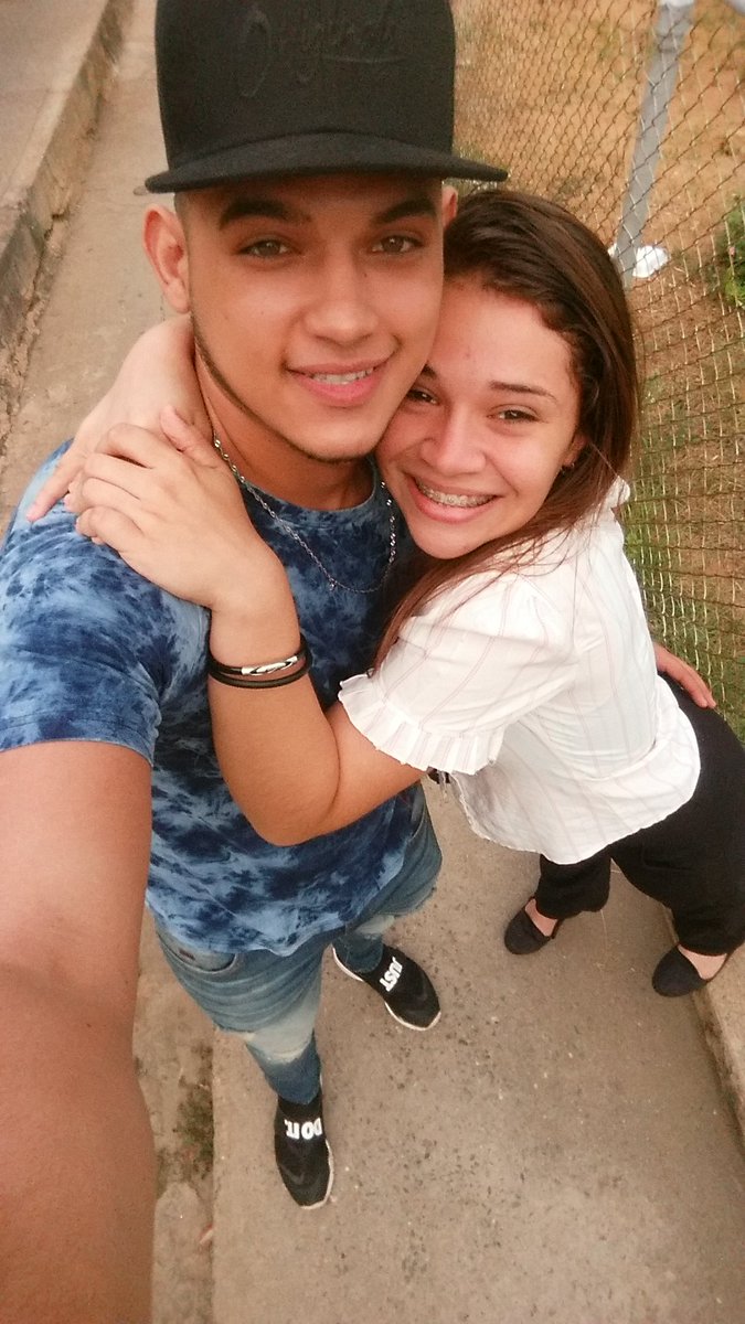 _Yuriangna's tweet photo. No hay nada mejor que tener tu compañía💞te amo,hermanito https://t.co/9cj9UX5RR3