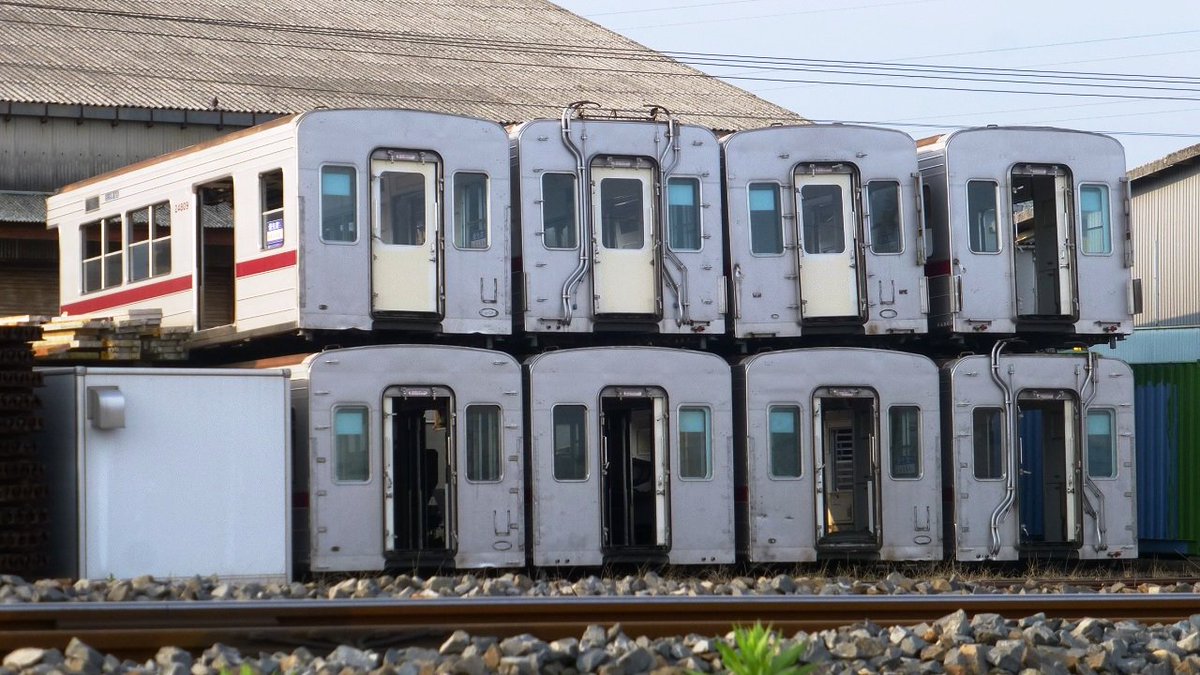 全身⭐︎現在停止中 東武 20000系 21809F・21813F 解体進む 先頭車も解体か？】 東武鉄道