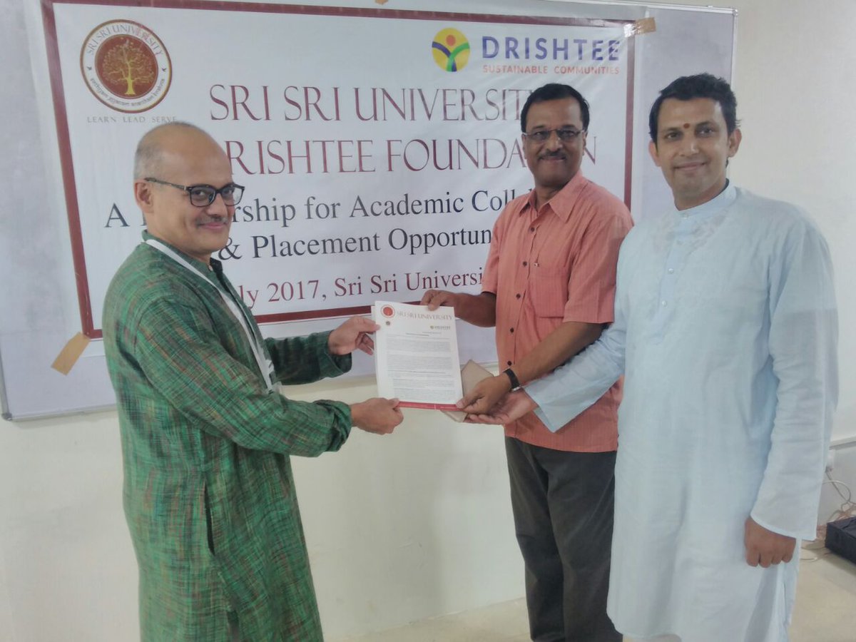 SriSriU's tweet photo. MoU signed with @drishteeindia. Students of Mgmt, Governance &amp; Agri will benefit. Thanks @DrDrricha &amp; @satyanmishra for the initiative. 1/3 https://t.co/mw4G54D7uW