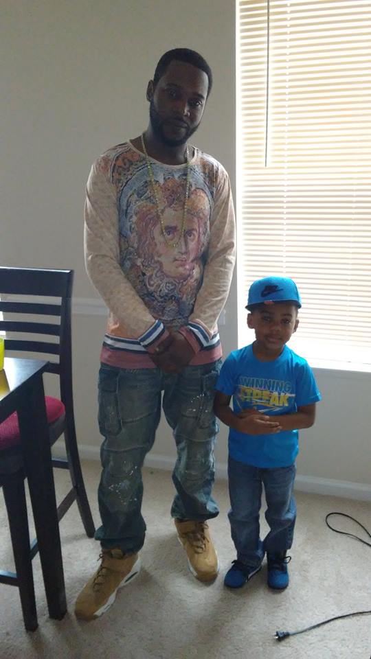 cutloose757's tweet photo. #MyMotivation #Mylilones #LilCut #justchillin #Versace #Nike #waddup https://t.co/2BQ4j93cjU