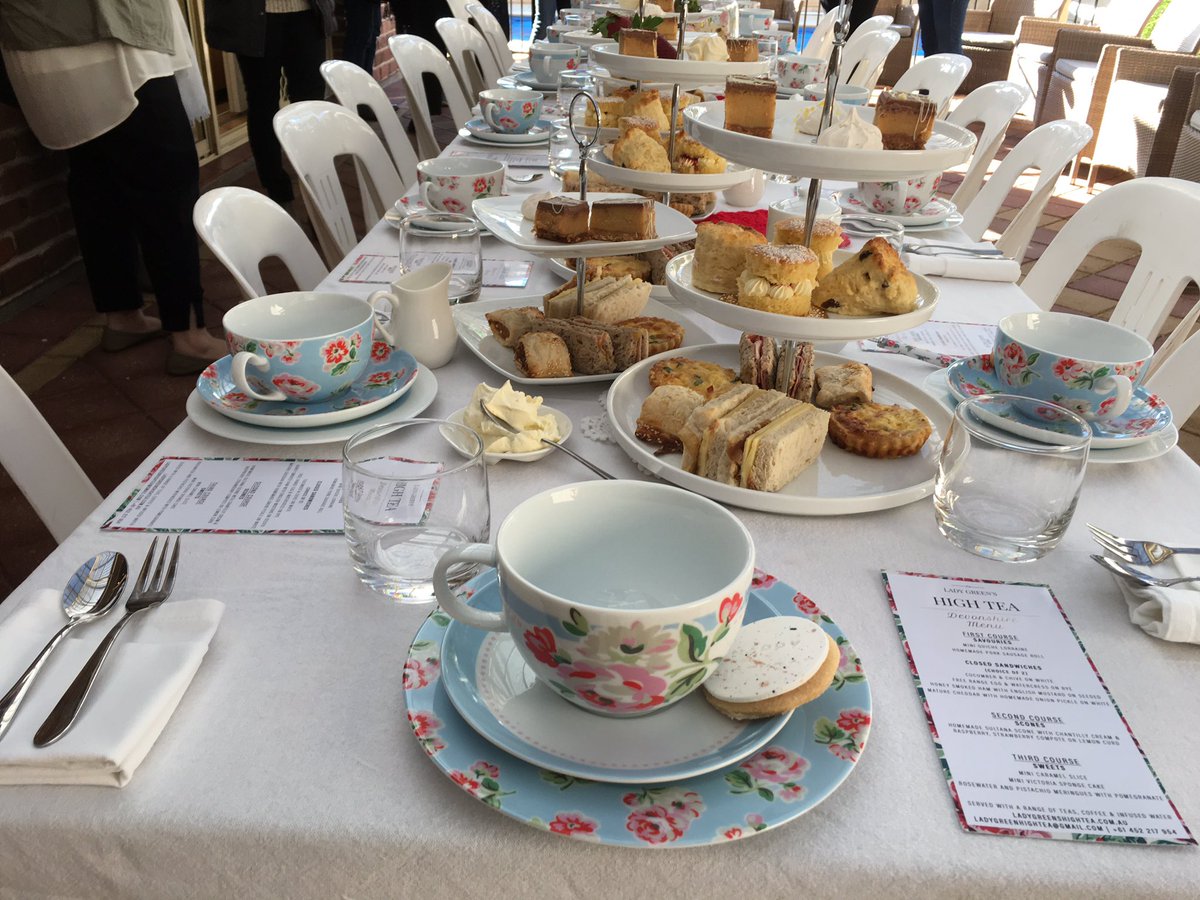 LadyGreensHighT's tweet photo. ๐ธA beautiful high tea birthday celebration ๐ธ #adelaide #ladygreenshightea #SouthAustralia #business #highteaathome #australia #baking https://t.co/EXYtoFbUPP
