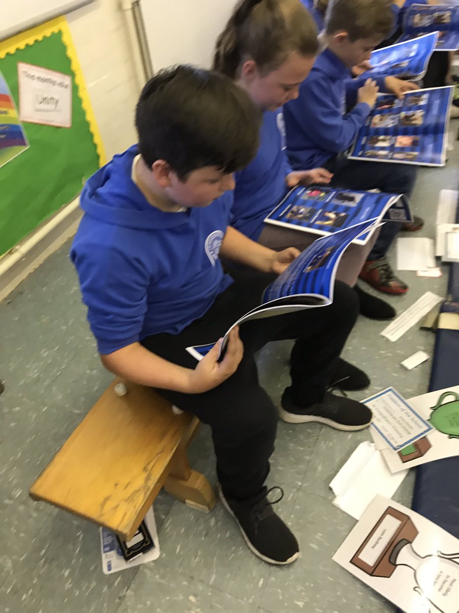 CCPPSchool's tweet photo. The #ccpY6leavers loved all their gifts π . Thanks also to our fab #ccpPTA for the special gifts for comp. #ccpmemories https://t.co/pL3exPkSnH