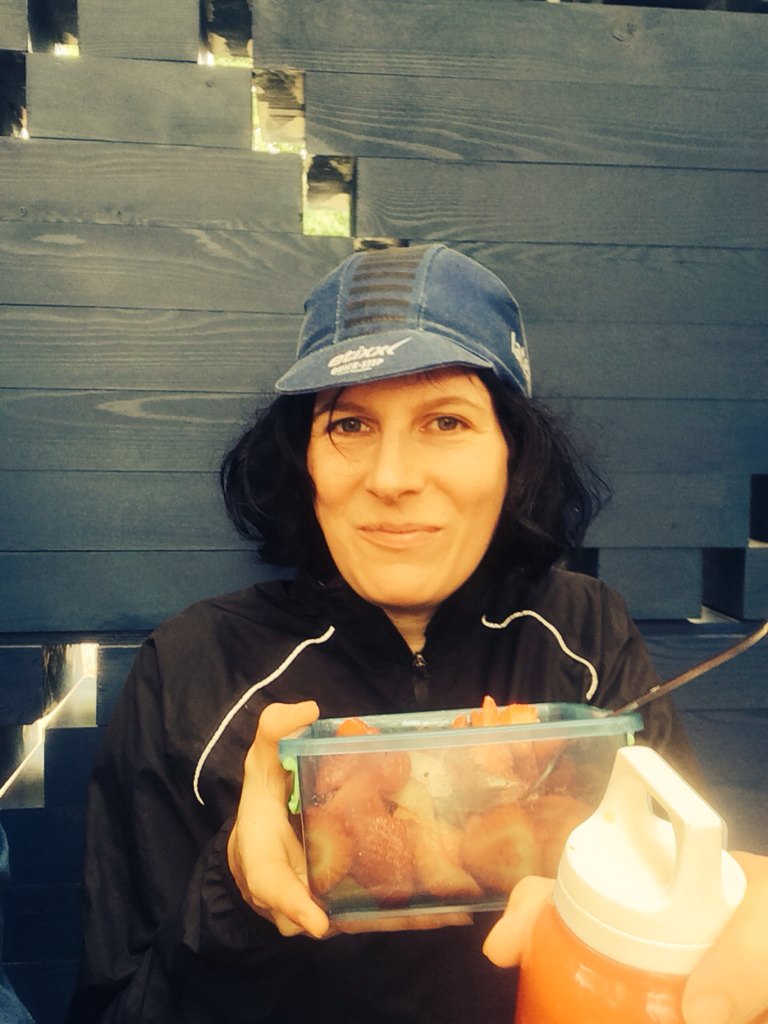 No spend year spirit still alive. Fruit &amp; flask of coffee for a visit to serpentine pavillion. Shame about the rain