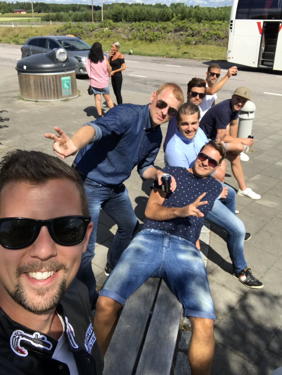 OlofWestling's tweet photo. Blev tydligen svensexa idag 🍾 https://t.co/e2ymLUPGfK