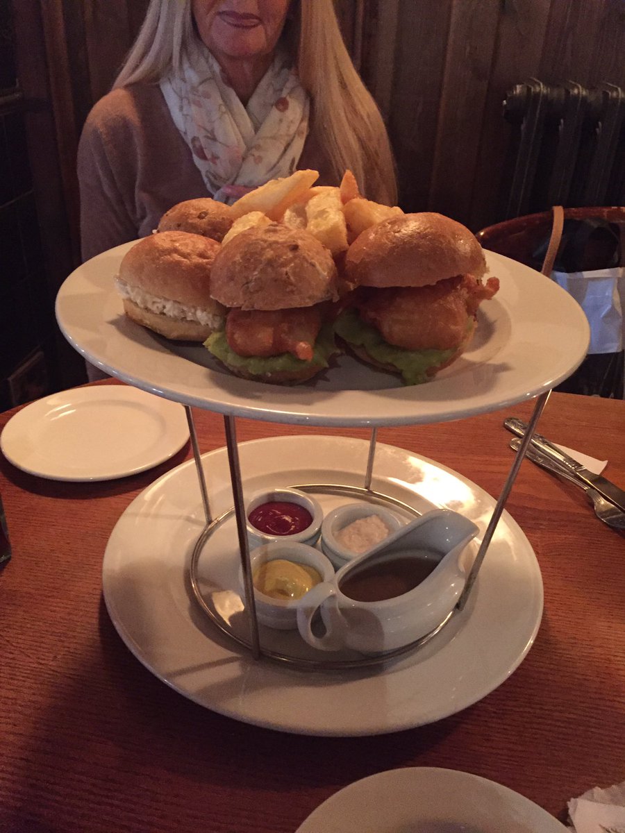jb_polly's tweet photo. Dinner in Manchester x #samschopbar https://t.co/NJ4RRK5Wx9