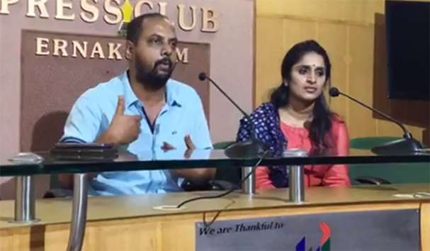mathrubhumi's tweet photo. 'നാലിടി മൂന്നു പാട്ട് രണ്ട് ബലാത്സംഗം സിനിമകളാണ് ഞങ്ങള്ക്ക് വേണ്ടതെന്ന്… https://t.co/lSIRDM2ouj #Minnaminungu #SurabhiLakshmi #AnilThomas https://t.co/uoeEKb7YV9