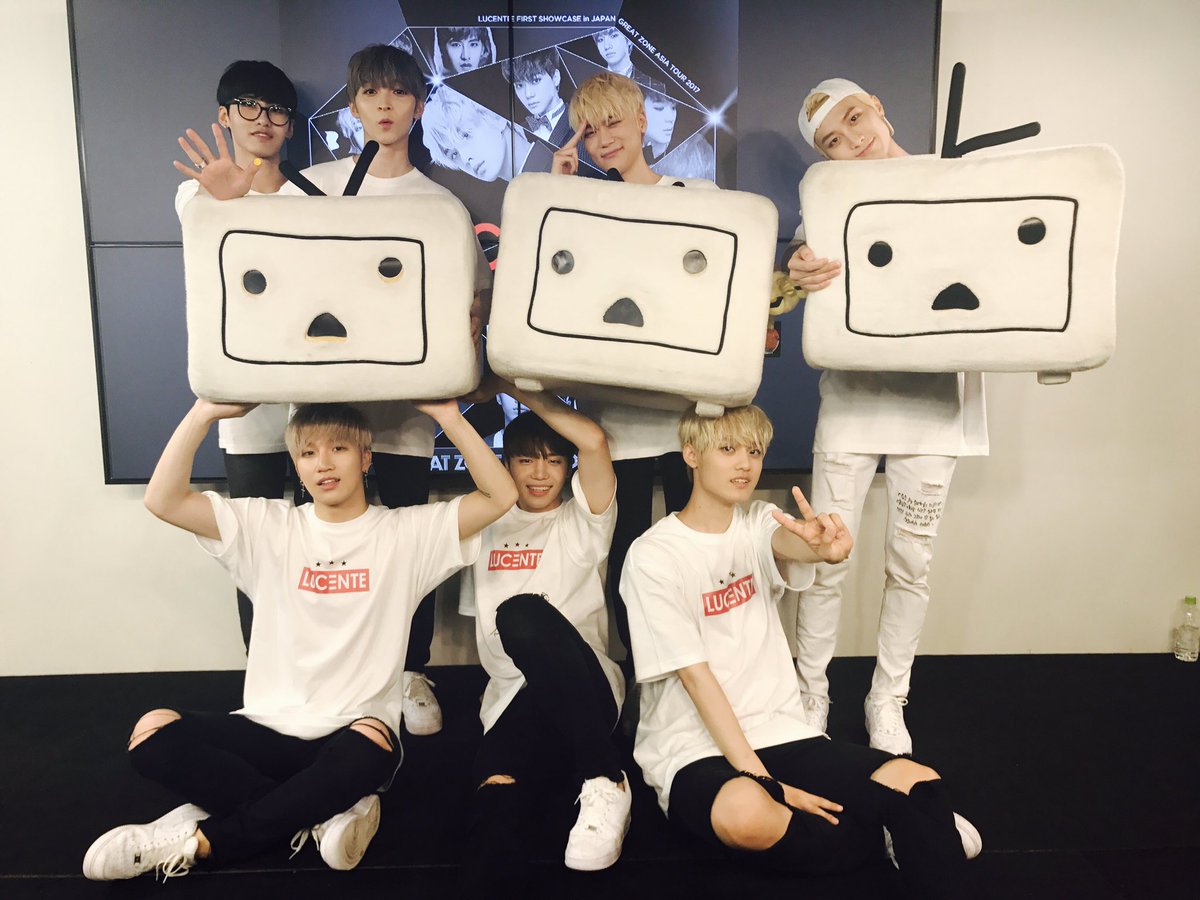 lucente_jp's tweet photo. ニコニコ本社でのSHOWCASEが無事に終わりました‼️
たくさんの応援をありがとうございました😊✨

明日は渋谷CLUB QUATTROでみんなで盛り上がりましょう♪
明日も遊びにきてください‼️ https://t.co/8V6kfMgqgG